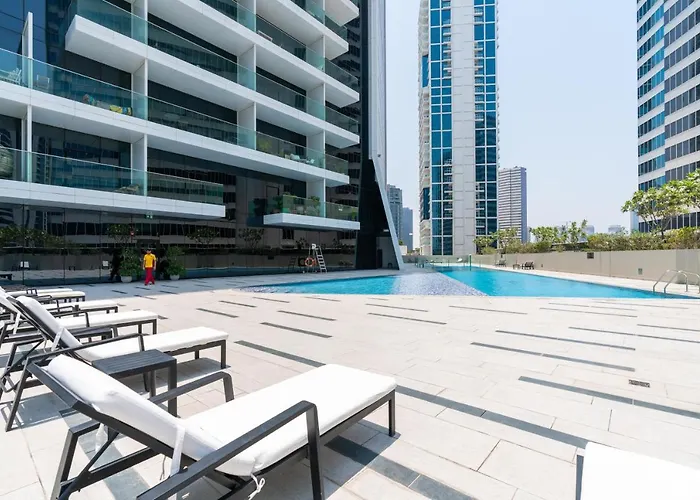 Ultimate Stay / 4 Beds / Burj Khalifa View / Ultra Modern / Business Bay